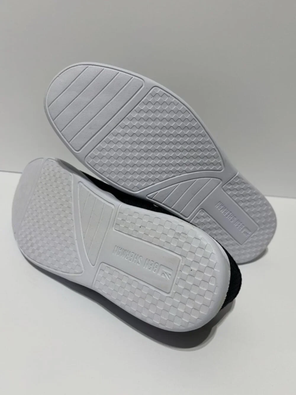 Ben Sherman Men’s Pete Slip-On Sneakers Grey, Size 11 M